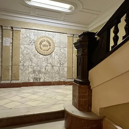 Habitación en casa particular Mirador 1 Del Mercado - Con Bano Privado En El Centro De La Ciudad Vella *