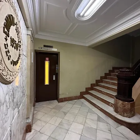 Mirador 1 Del Mercado - Con Bano Privado En El Centro De La Ciudad Vella Habitación en casa particular
