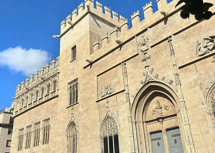 Mirador 1 Del Mercado - Con Bano Privado En El Centro De La Ciudad Vella *